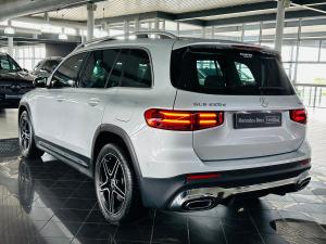 Mercedes-Benz GLB GLB220d 4Matic Progressive - Image 12