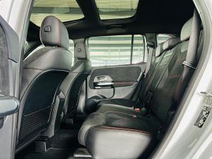 Mercedes-Benz GLB GLB220d 4Matic Progressive - Image 6