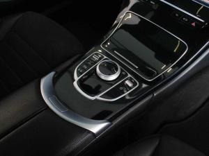 Mercedes-Benz C-Class C180 - Image 14