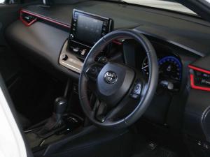 Toyota Corolla Cross 1.8 Hybrid GR-Sport - Image 17