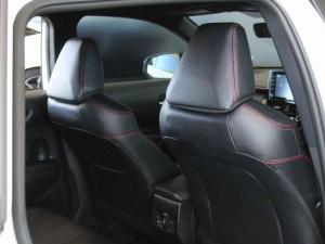 Toyota Corolla Cross 1.8 Hybrid GR-Sport - Image 20