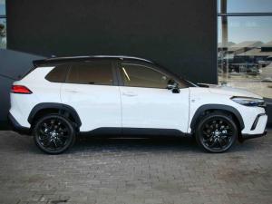 Toyota Corolla Cross 1.8 Hybrid GR-Sport - Image 4