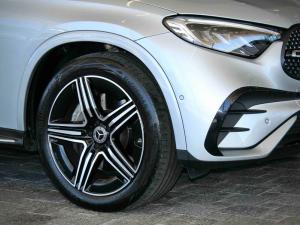 Mercedes-Benz GLC GLC300d coupe 4Matic - Image 6