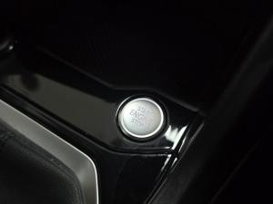 Volkswagen T-Roc 2.0TSI 4Motion R-Line - Image 15