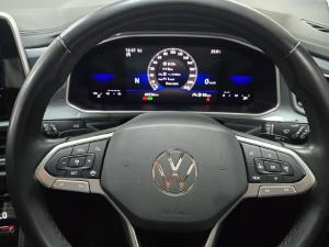 Volkswagen T-Roc 2.0TSI 4Motion R-Line - Image 3