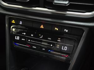 Volkswagen T-Roc 2.0TSI 4Motion R-Line - Image 8
