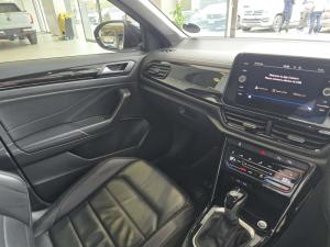 Volkswagen T-Roc 2.0TSI 4Motion R-Line - Image 12