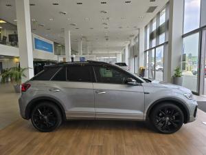 Volkswagen T-Roc 2.0TSI 4Motion R-Line - Image 4