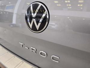 Volkswagen T-Roc 2.0TSI 4Motion R-Line - Image 6