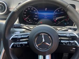 Mercedes-Benz C-Class C200 Avantgarde - Image 13