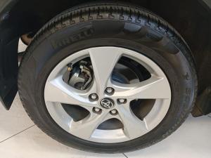 Toyota C-HR 1.2T Plus auto - Image 7