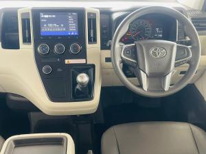 Toyota Quantum 2.8 LWB bus 11-seater GL - Image 11