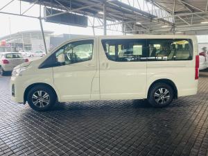 Toyota Quantum 2.8 LWB bus 11-seater GL - Image 4