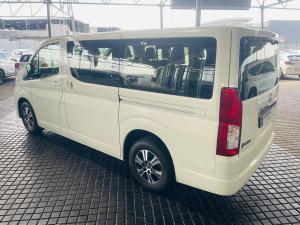 Toyota Quantum 2.8 LWB bus 11-seater GL - Image 5