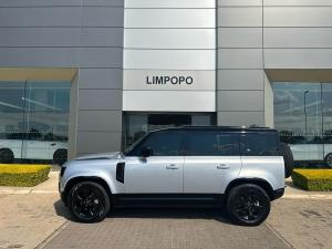 Land Rover Defender 110 D300 X-Dynamic HSE - Image 4