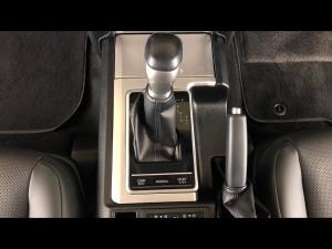 Toyota Land Cruiser Prado 4.0 VX - Image 15