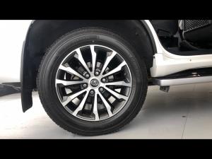 Toyota Land Cruiser Prado 4.0 VX - Image 20