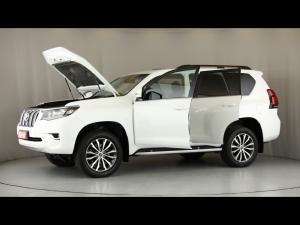 Toyota Land Cruiser Prado 4.0 VX - Image 27