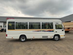 Toyota Coaster 4.0D 23 Seater B/S - Image 3