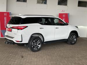 Toyota Fortuner 2.8GD-6 - Image 2
