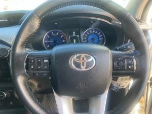 Toyota Hilux 2.8GD-6 double cab Raider auto - Image 8