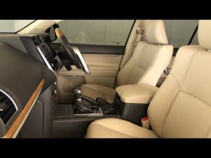Toyota Land Cruiser Prado 2.8GD VX-L - Image 7