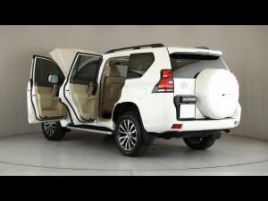 Toyota Land Cruiser Prado 2.8GD VX-L - Image 25