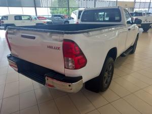 Toyota Hilux 2.4GD-6 single cab Raider manual - Image 2