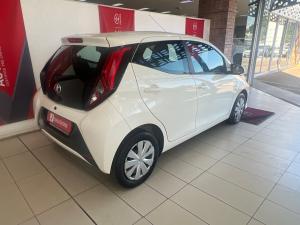 Toyota Aygo 1.0 - Image 2