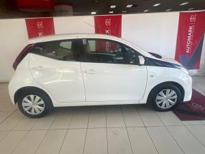 Toyota Aygo 1.0 - Image 3