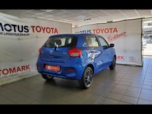 Toyota Vitz 1.0 XR manual - Image 2