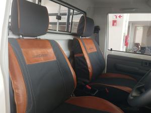 Toyota Land Cruiser 79 2.8 GD-6S/C - Image 16
