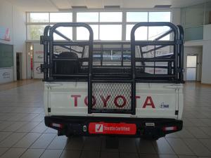 Toyota Land Cruiser 79 2.8 GD-6S/C - Image 5