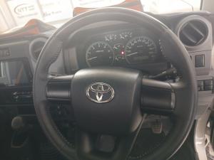 Toyota Land Cruiser 79 2.8 GD-6S/C - Image 8