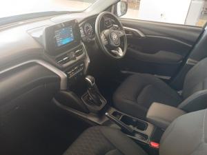 Toyota Urban Cruiser 1.5 XR automatic - Image 7