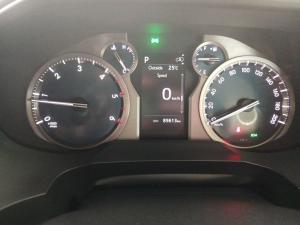 Toyota Prado VX-L 2.8GD automatic - Image 11