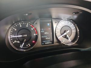 Toyota Hilux 2.4 GD-6 Raider 4X4 automaticD/C - Image 11