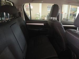 Toyota Hilux 2.4 GD-6 Raider 4X4 automaticD/C - Image 20