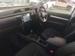 Toyota Hilux 2.4 GD-6 Raider 4X4 automaticD/C - Image 7