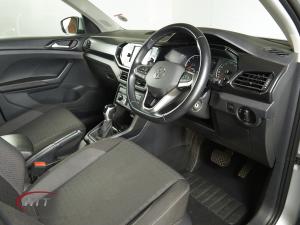 Volkswagen T-CROSS 1.0 TSI Comfortline DSG - Image 17