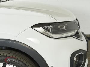 Volkswagen T-CROSS 1.5 TSI R-LINE DSG - Image 11