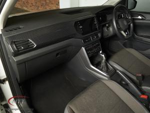Volkswagen T-CROSS 1.5 TSI R-LINE DSG - Image 6