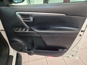 Toyota Fortuner 2.8GD-6 Raised Body automatic - Image 9