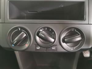 Volkswagen Polo Vivo 5-door 1.4 Trendline - Image 17