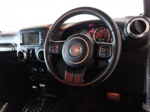 Jeep Wrangler Unlimited 2.8CRD Altitude - Image 11