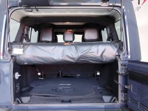 Jeep Wrangler Unlimited 2.8CRD Altitude - Image 12