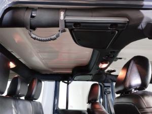 Jeep Wrangler Unlimited 2.8CRD Altitude - Image 23