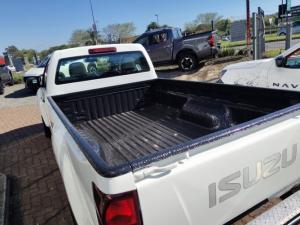 Isuzu D-Max Gen 6 250c single cab Fleetside - Image 10