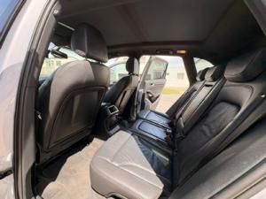 Audi Q5 2.0TDI S quattro auto - Image 6