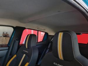 Renault Kwid 1.0 Climber auto - Image 17